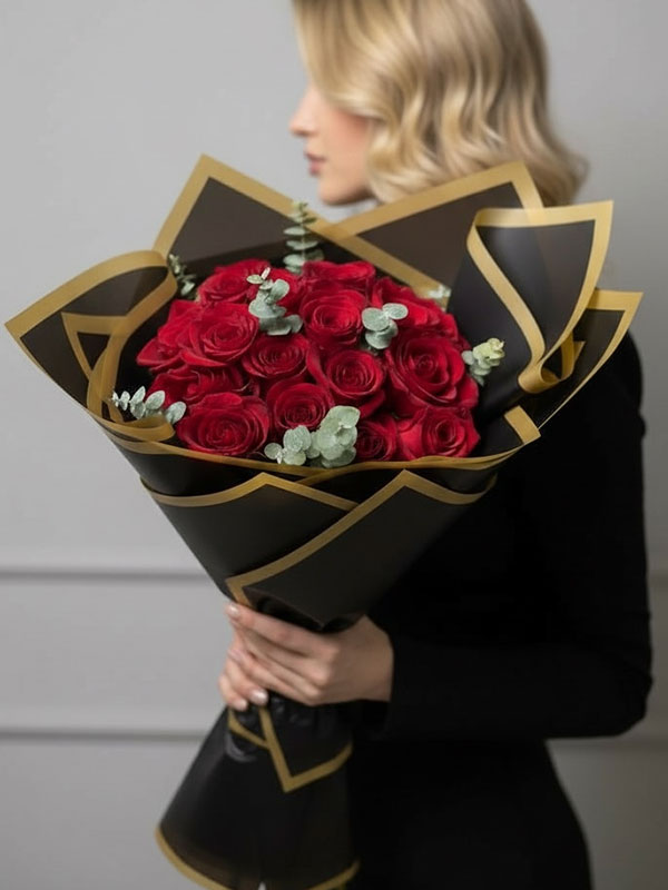 Mari Kırmızı Gül Buketi