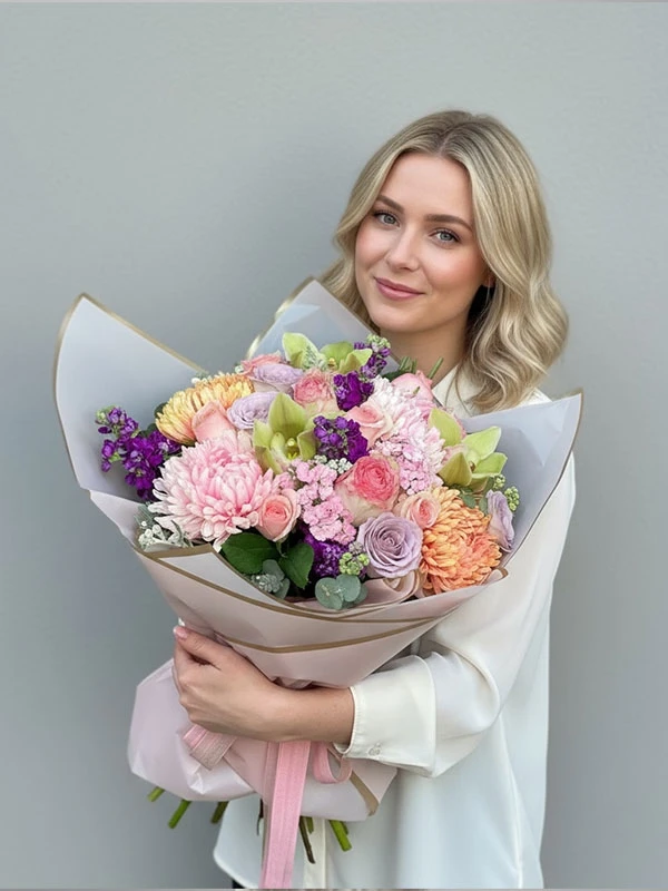 Agnes Çiçek Buketi