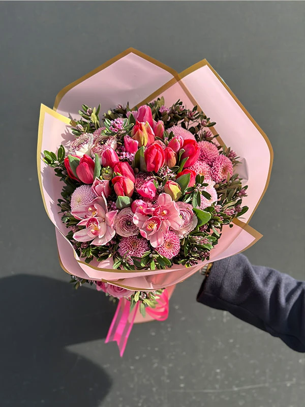 Armani Çiçek Buketi