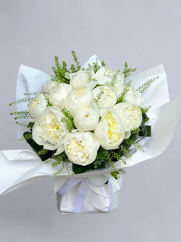 Beyaz Şakayık Buketi