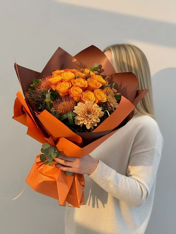 Calista Turuncu Gül Buketi