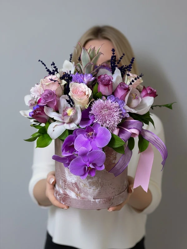 Flora Kutu Aranjman Çiçek