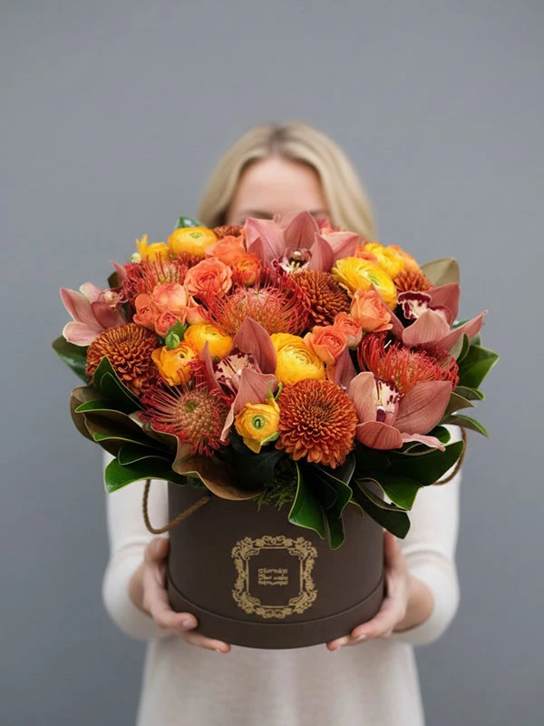 Lenfea Kutu Aranjman Çiçek