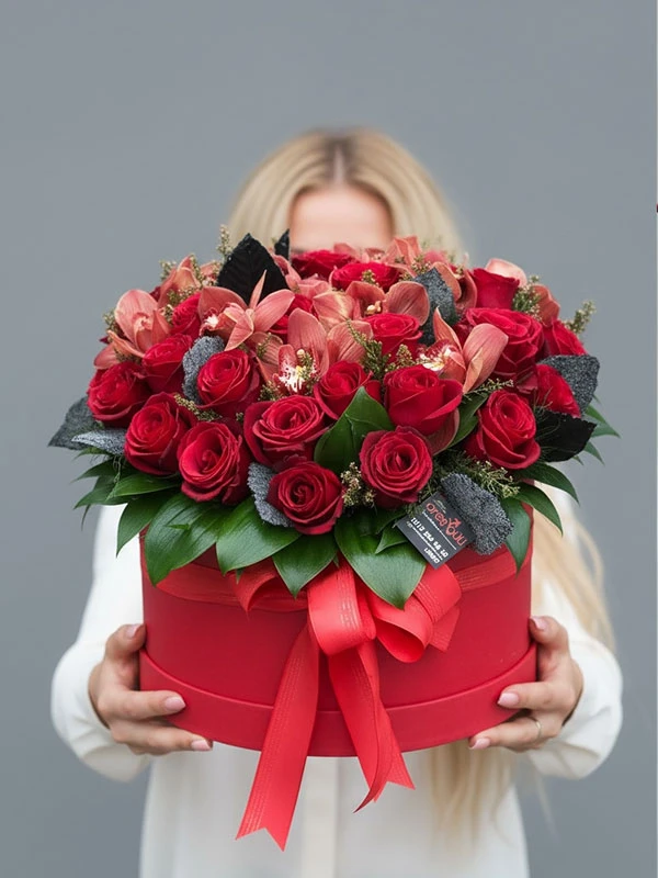 Love Red Rose Box