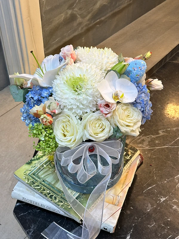 Lucas Kutu Çiçek Aranjman