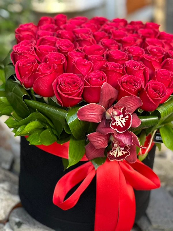 Sevgili Kırmızı Gül Kutusu