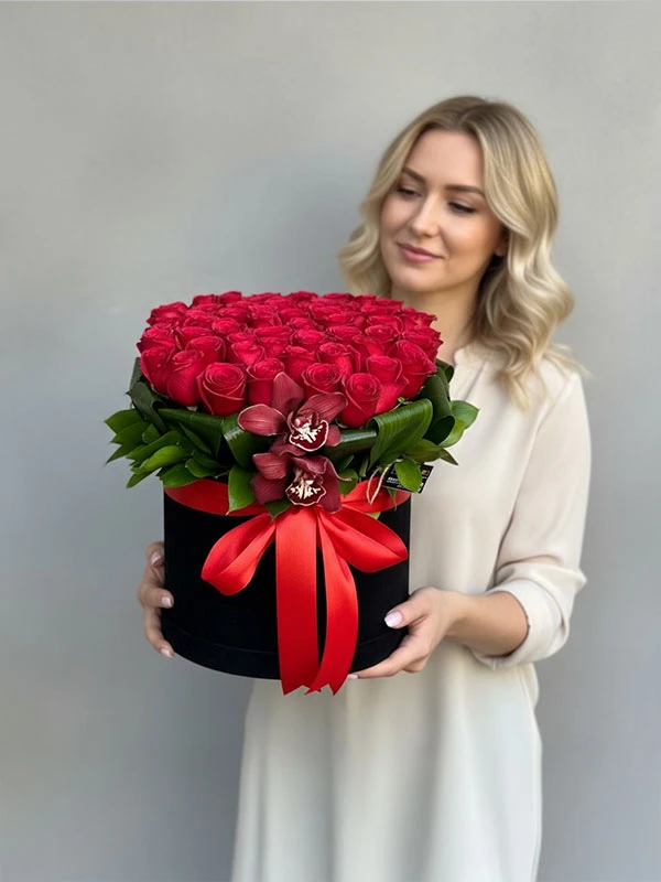 Sevgili Kırmızı Gül Kutusu